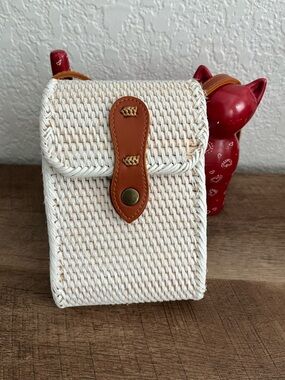 Beautiful Handmade White Rattan Woven Crossbody Bag with Tan Trim